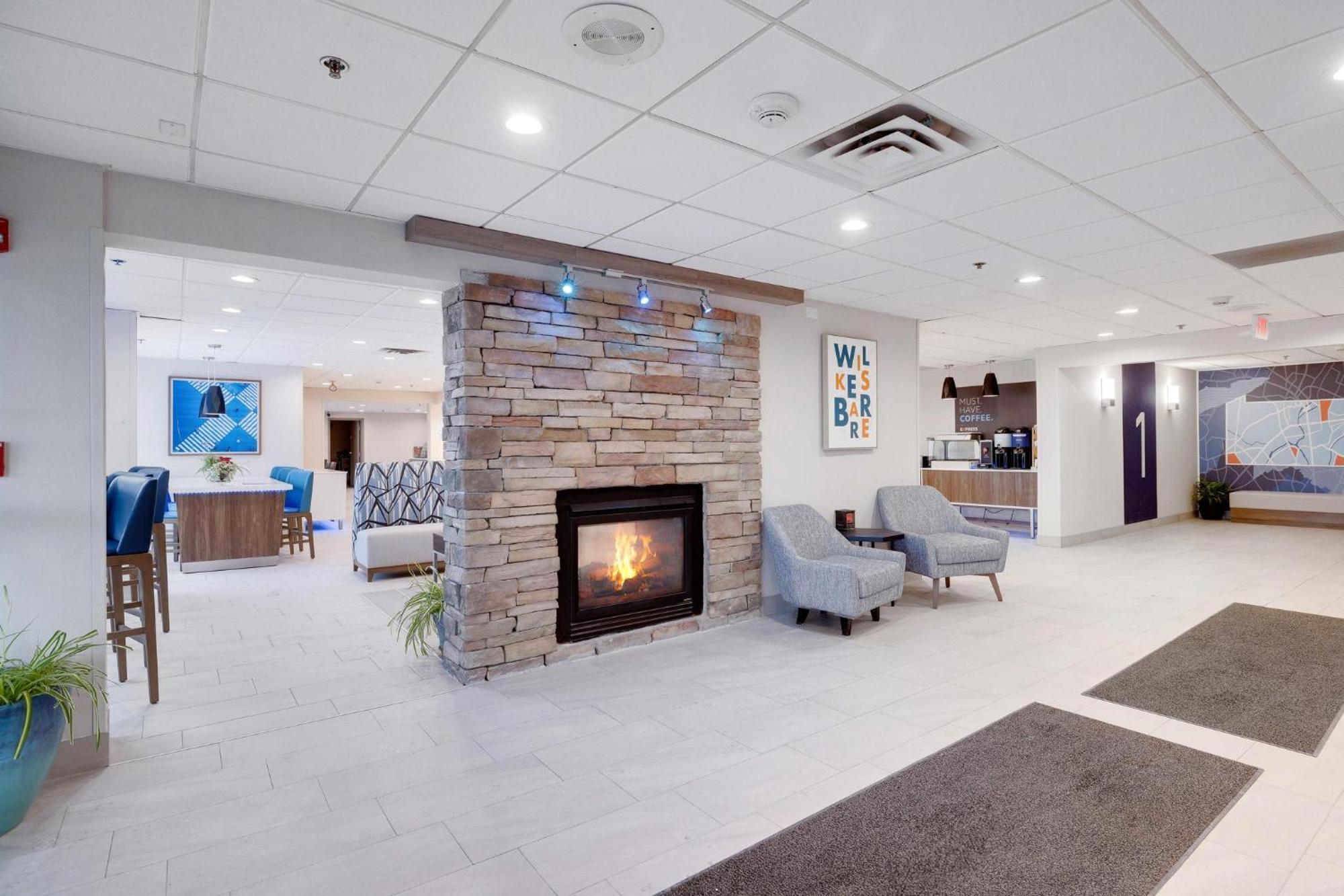 Holiday Inn Express Wilkes Barre East By Ihg Ngoại thất bức ảnh